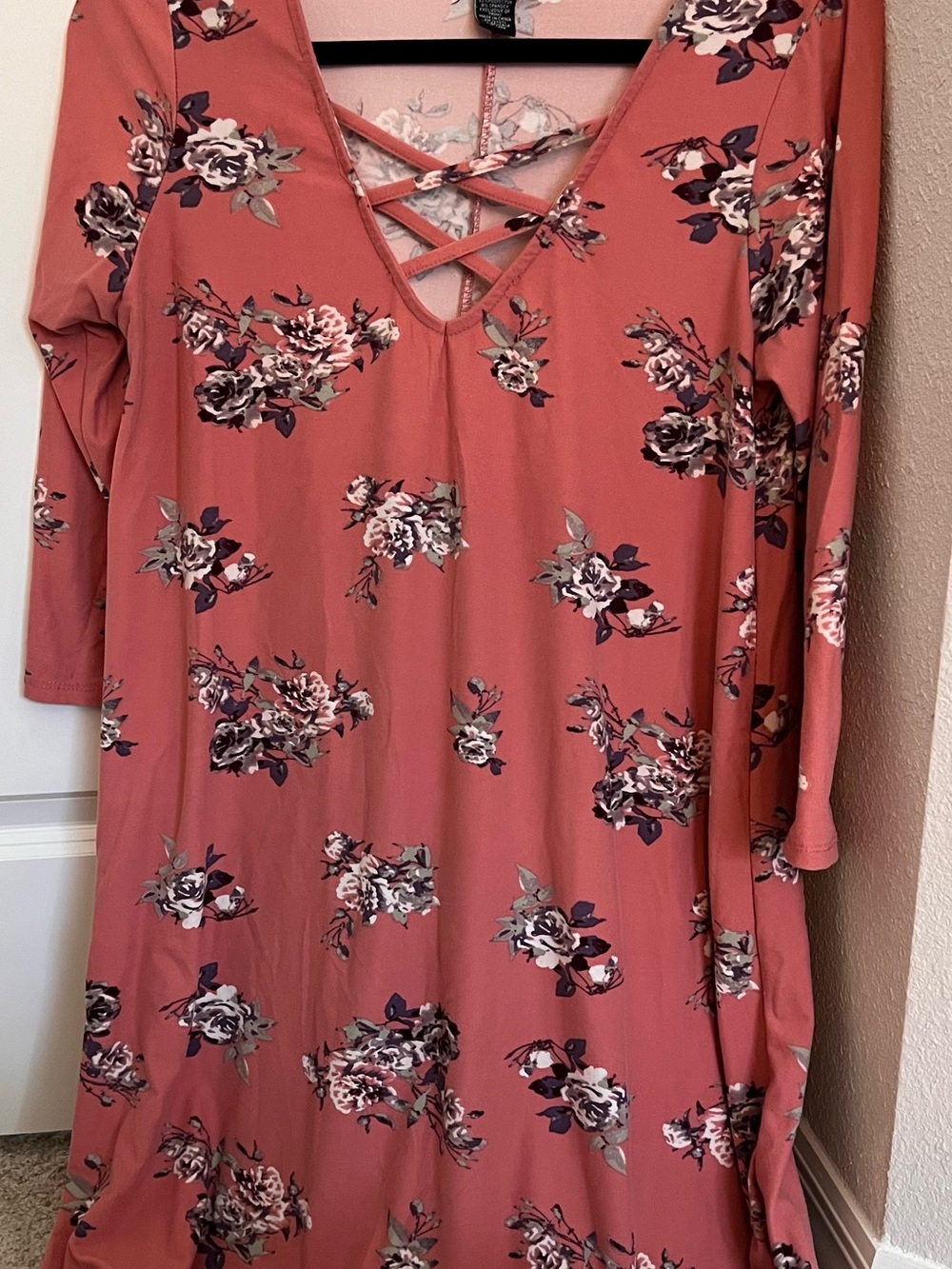 Justify Mauve Floral Lattice Neck Swing Dress with 3/4 Sleeve - Size L